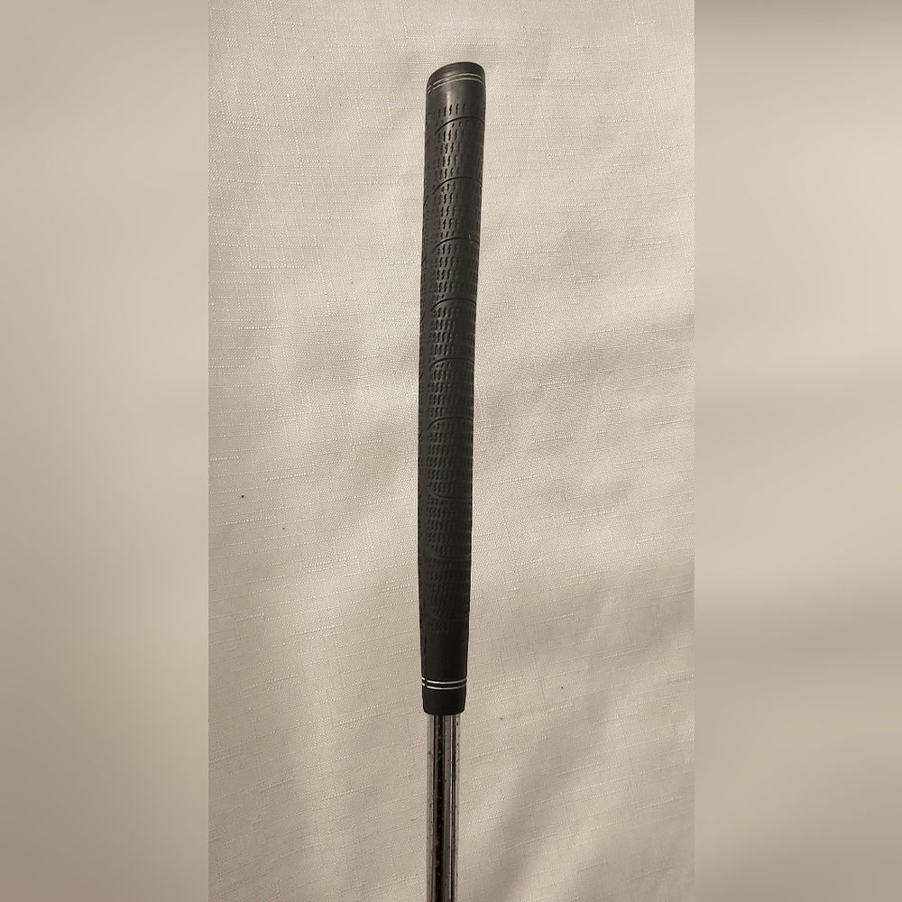 Odyssey 2 Ball J kids Putter Right Handed Junior Golf Club 29 inches long Steel - Picture 8 of 8